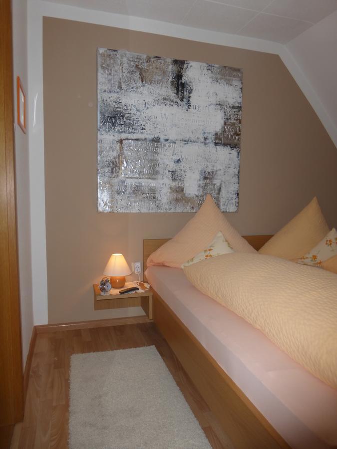 Hotel-Restaurant Gasthof Adler นอยเอนบวร์ก อัม ไรน์ ภายนอก รูปภาพ